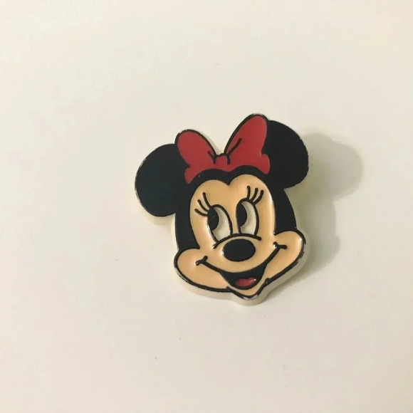 Disney Pins Plastic Minnie Mouse Winnie the Pooh Piglet Arm and Wand Mickey - Picture 11 of 16